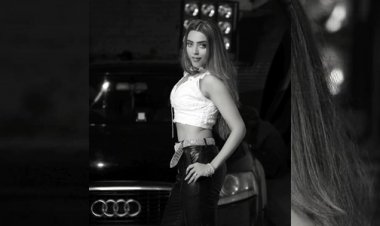 Zéna Kawr: The mesmerizing beauty and incredible musical talent, fascinating all with her euphonic sound.