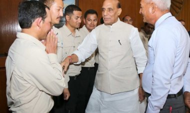 Defence Minister Rajnath Singh lauded the efforts of “Tiranga Mountain Rescue” team