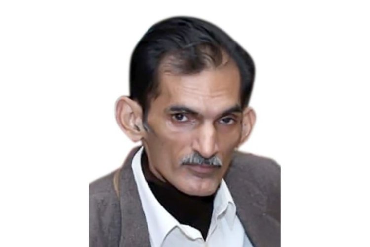 Bollywood Prophesier Pradeep Bhanot