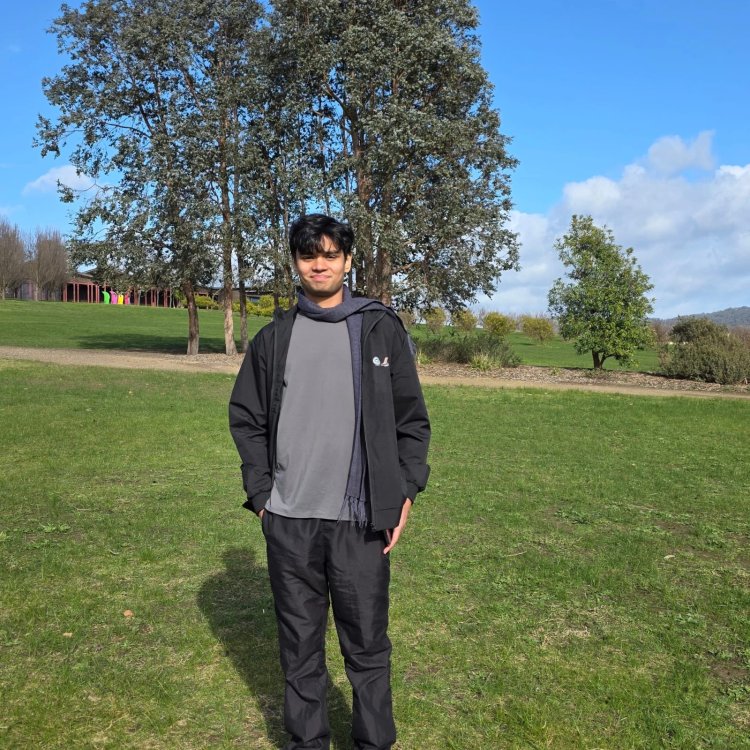 Ashutosh Bhushan — Innovating AI Through Excellence in Research & Public Engagement